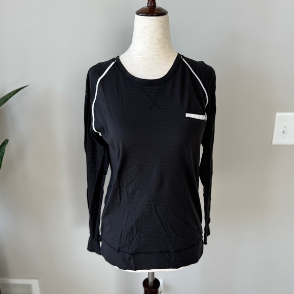 Lululemon 🍋 Small Stripe Black Long Sleeve Top - Relaxed Fit - Picture 9 of 9